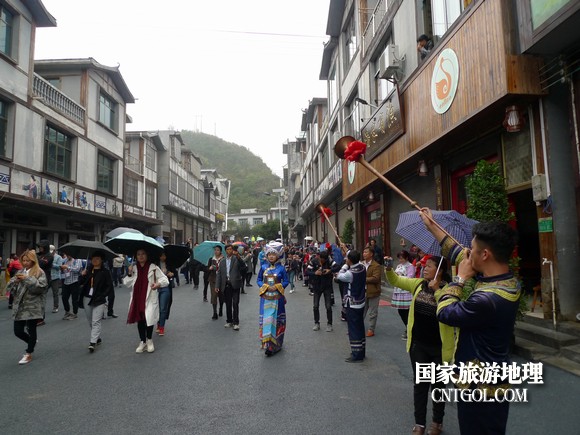 万峰林美丽乡村