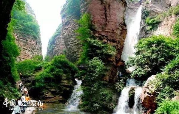 河北最美的12大瀑布:疑是银河落九天!
