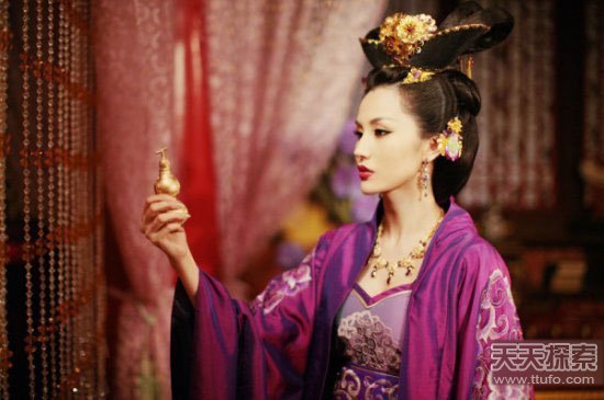 古代女子闺房绝密隐私 看得人脸红心跳