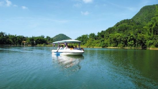 山清水秀的芦仙湖 图：新浪博主/钱掌柜的天使