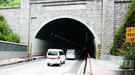 贵州神秘隧道：穿过后时间倒退一小时