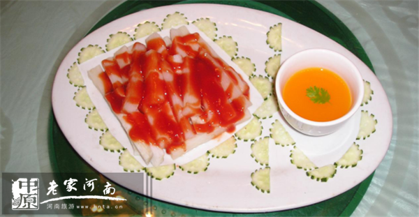 品味特色鲜明的八里沟美食，体验舌尖上的快乐