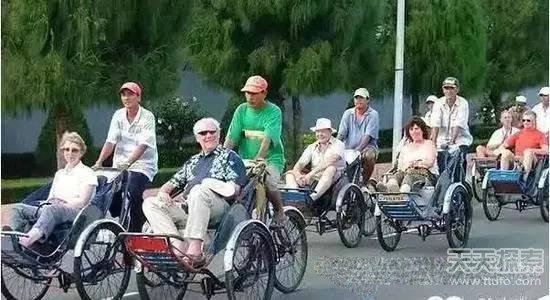越南多怪：可一夫多妻 美女竟不敢穿吊带