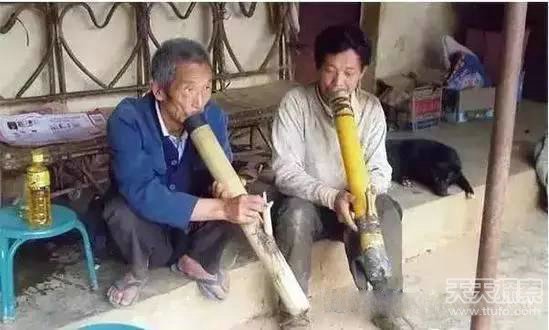 越南多怪：可一夫多妻 美女竟不敢穿吊带