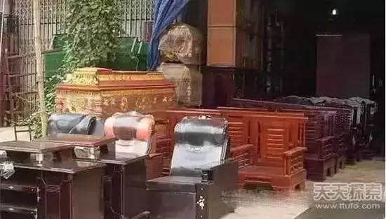 越南多怪：可一夫多妻 美女竟不敢穿吊带