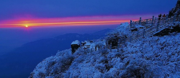 峨眉山迎冬雪！ 各种福利助你“惠”游峨眉