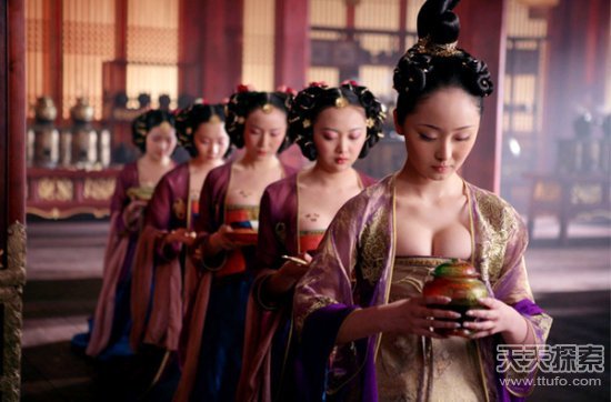 古代皇帝高规格选妃：15岁处女最适合