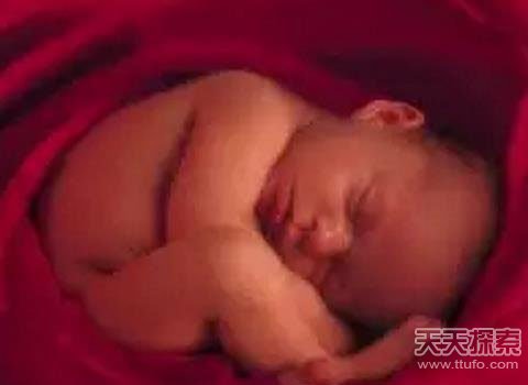 15岁石女吞精液怀孕：九大奇闻绝对让你震惊