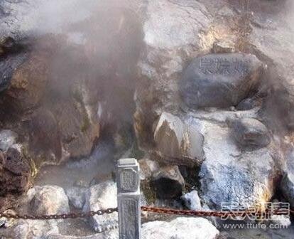 中国十大奇特怪泉 你觉得哪一个最不可思议