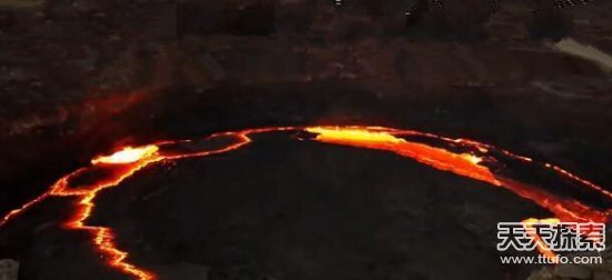 沙漠“地狱之门”：火焰燃烧50年不熄